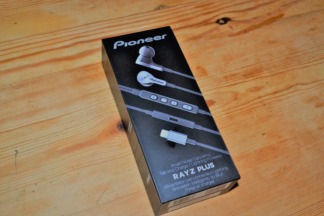 Pinoneer-Rayz-plus-box